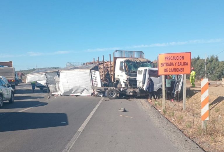 Un muerto y un herido en accidente de tránsito en Angol - Las Noticias ...